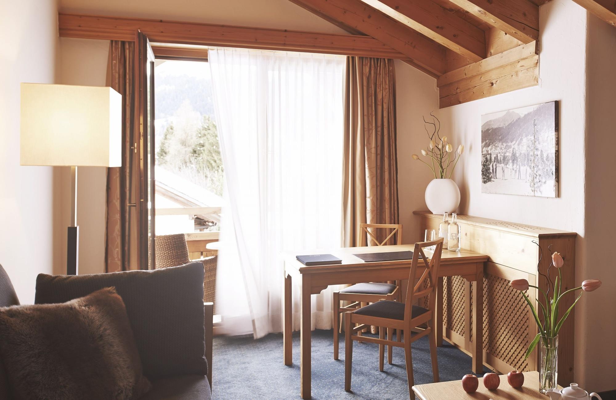 Hotel Waldhuus Νταβός Εξωτερικό φωτογραφία