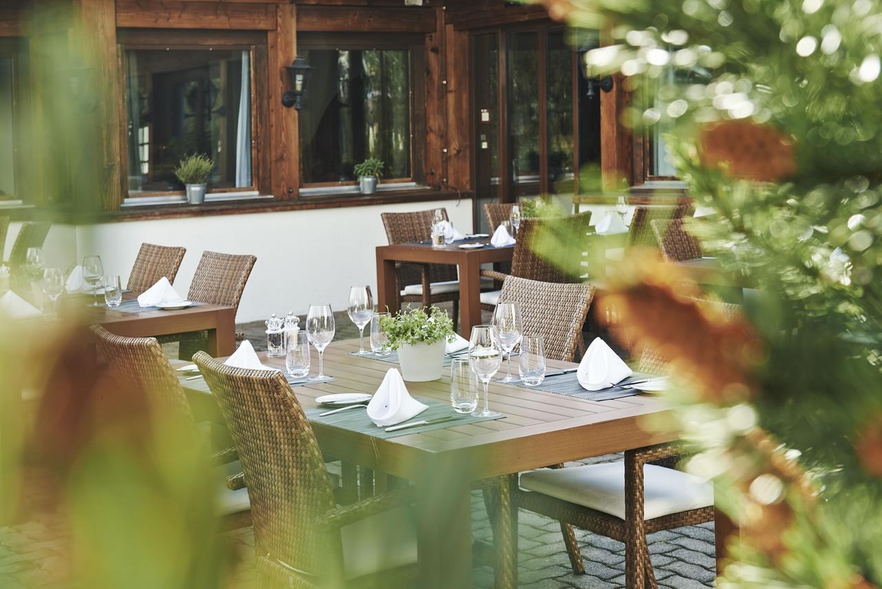 Hotel Waldhuus Νταβός Εξωτερικό φωτογραφία